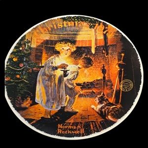 Norman Rockwell “Christmas 1979” Knowles China collectors plate